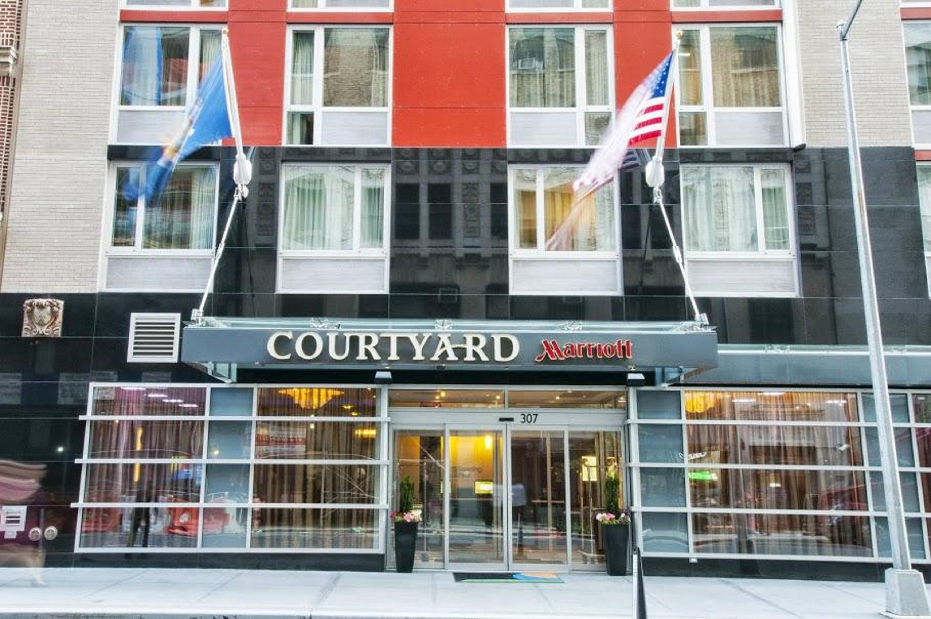 Courtyard By Marriott Times Square West Hotel New York Exterior foto